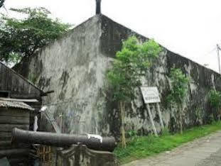 Archie Hotel Ternate Island 外观 照片